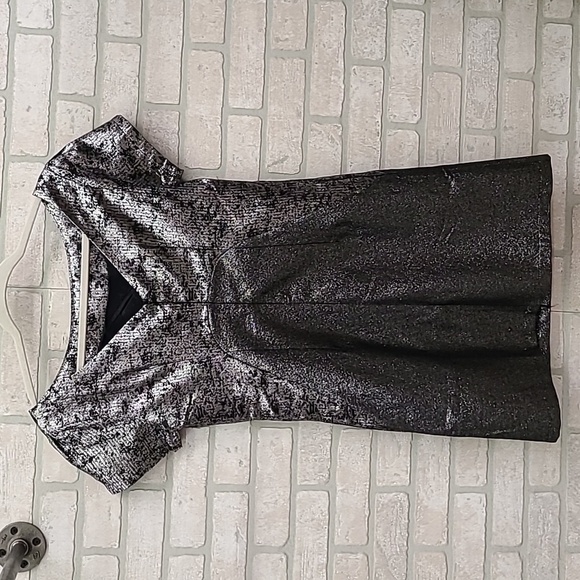 Lucy & Co Metallic Foil A-Line Dress Womens Size Small​ - Picture 2 of 8